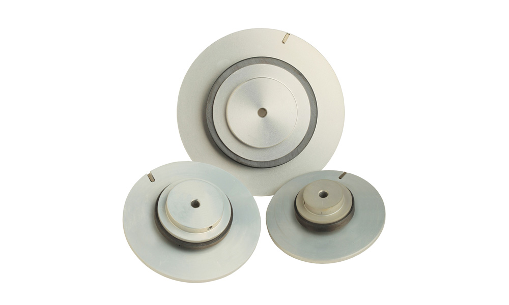 Anello magnetico in ferrite magnetizzata